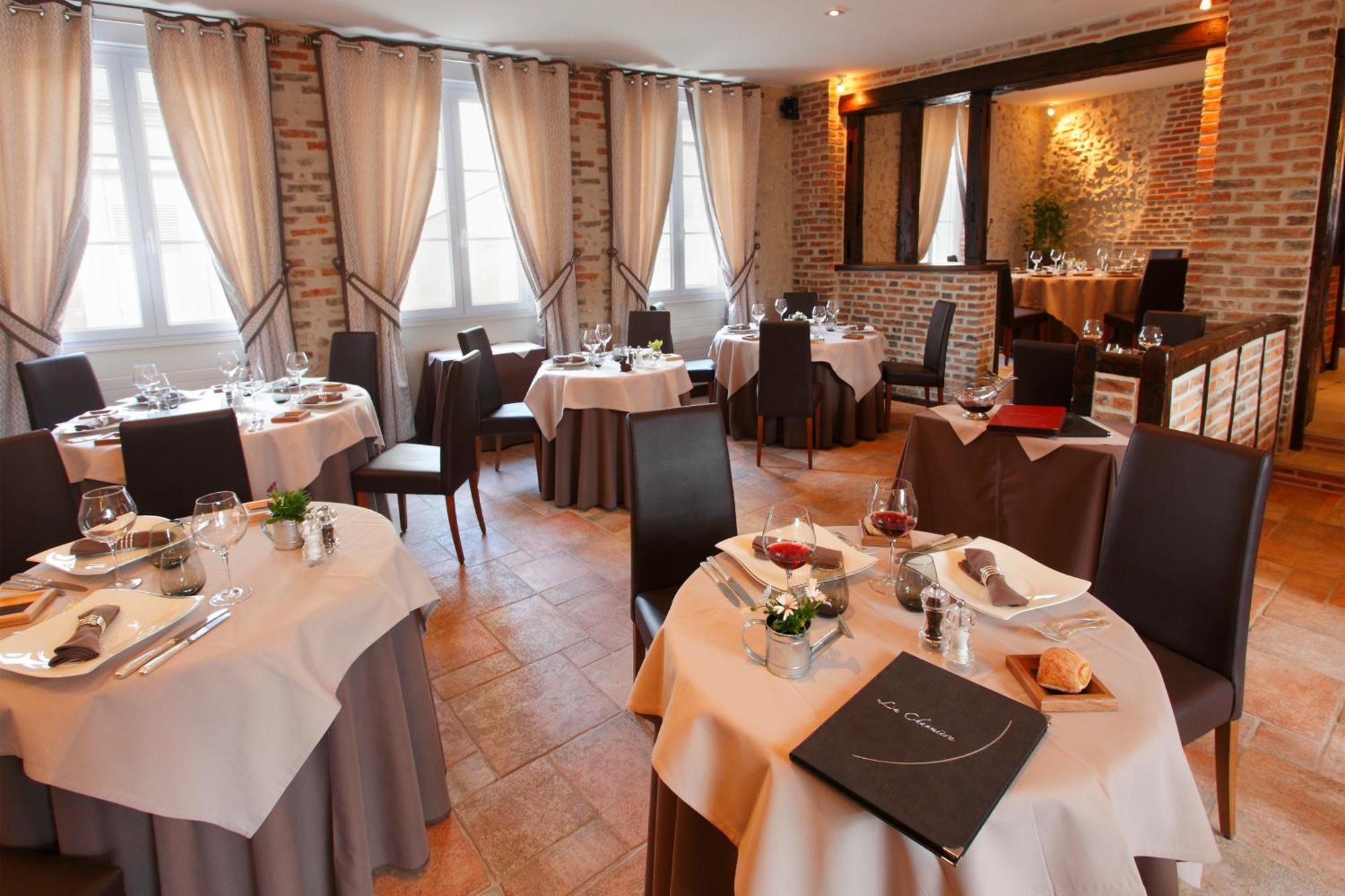 La Chaumiere Hotel Aubigny-sur-Nere Ngoại thất bức ảnh