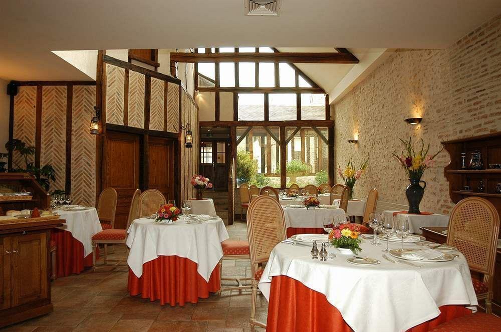 La Chaumiere Hotel Aubigny-sur-Nere Ngoại thất bức ảnh