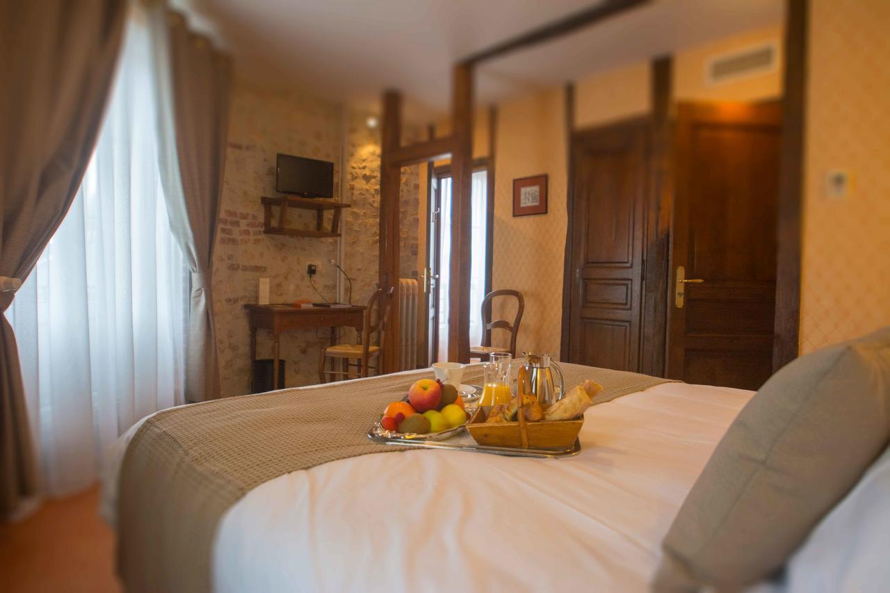 La Chaumiere Hotel Aubigny-sur-Nere Ngoại thất bức ảnh